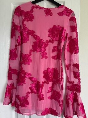 Commense Pink and Fuchsia Floral Backless Dress